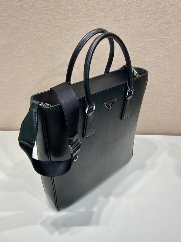 Pra*a top handle bags